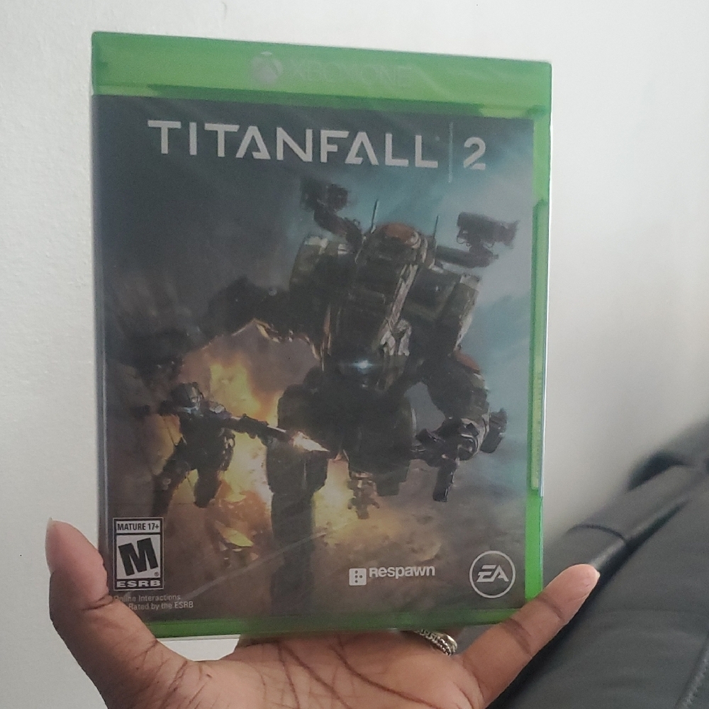 Titanfall 2 for Xbox One - Green Case BRAND NEW SEALED Video Game